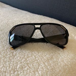 Dolce & Gabbana Men’s sunglasses DG4138